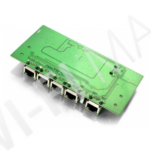 QuPoE Switch SCA6E электронное устройство