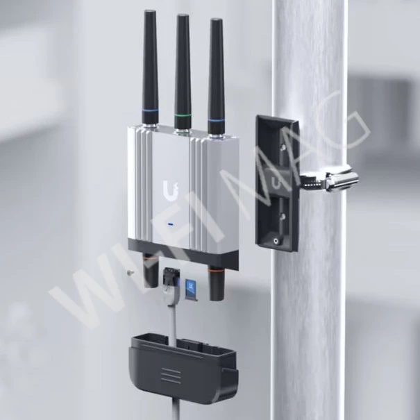 Ubiquiti UniFi Mobile Router Industrial, уличный промышленный мобильный маршрутизатор