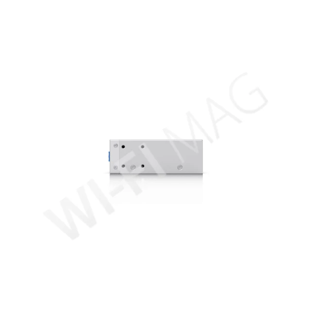 Ubiquiti CWDM Mux Demux 8, мультиплексор/демультиплексор с диапазоном длин волн 1450 - 1590 nm