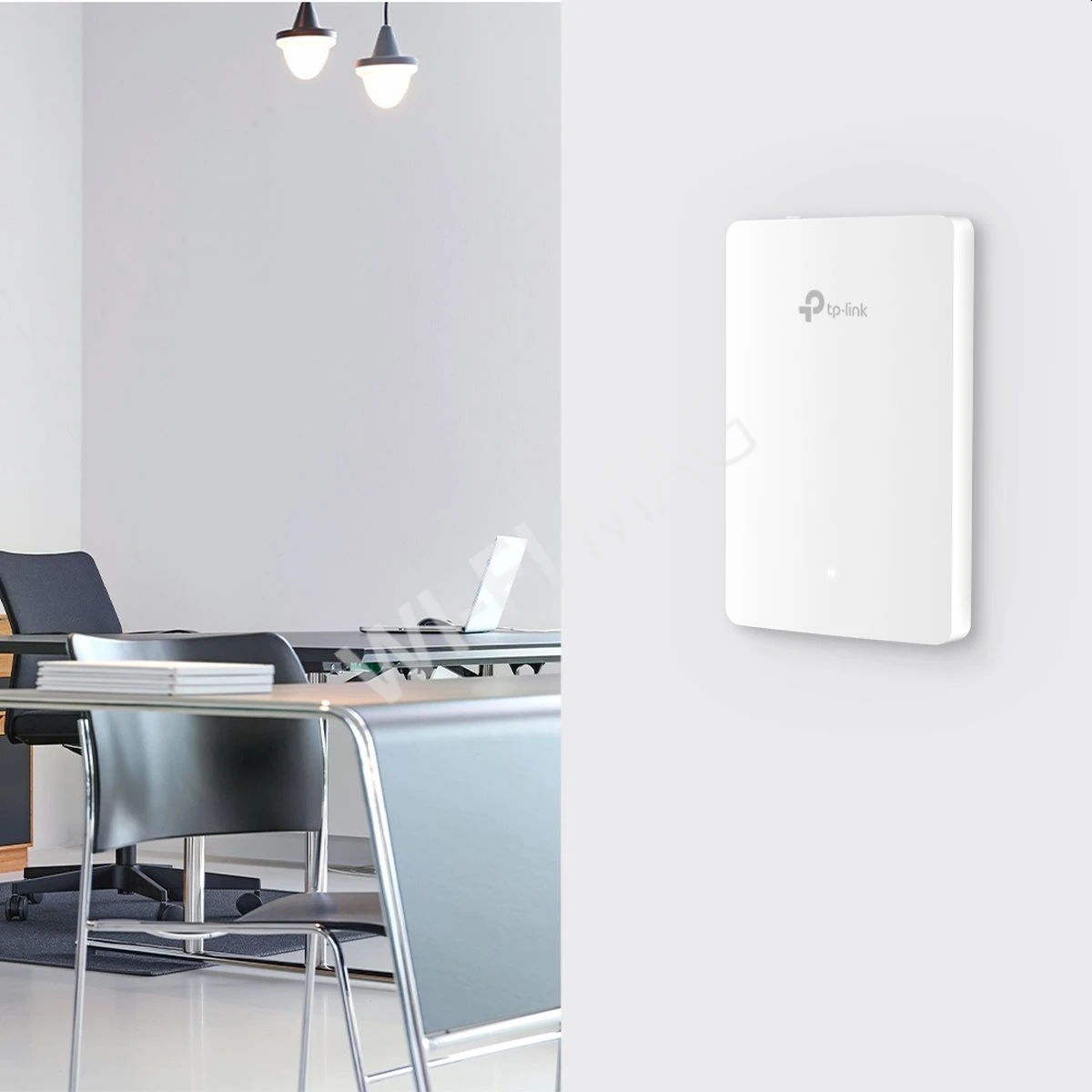 TP-Link EAP615-Wall AX1800, двухдиапазонная точка доступа Omada Wi-Fi 6  с поддержкой PoE Out/In
