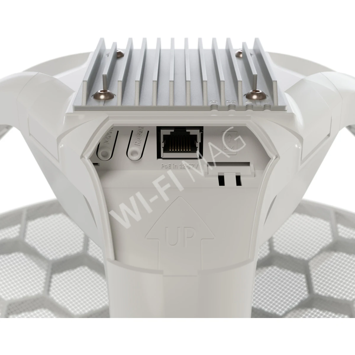 Mikrotik RouterBOARD LHGG LTE7 kit, антенна параболическая активная с модемом LTE Cat7