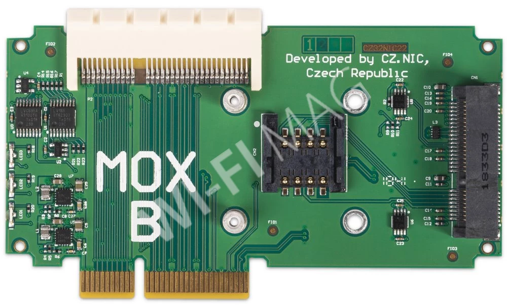 Turris MOX B Module - mPCIe (boxed version) электронное устройство