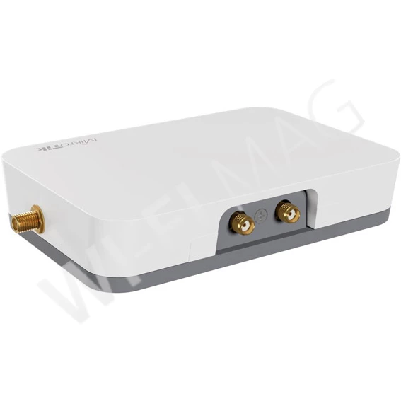 Mikrotik KNOT LR8 kit