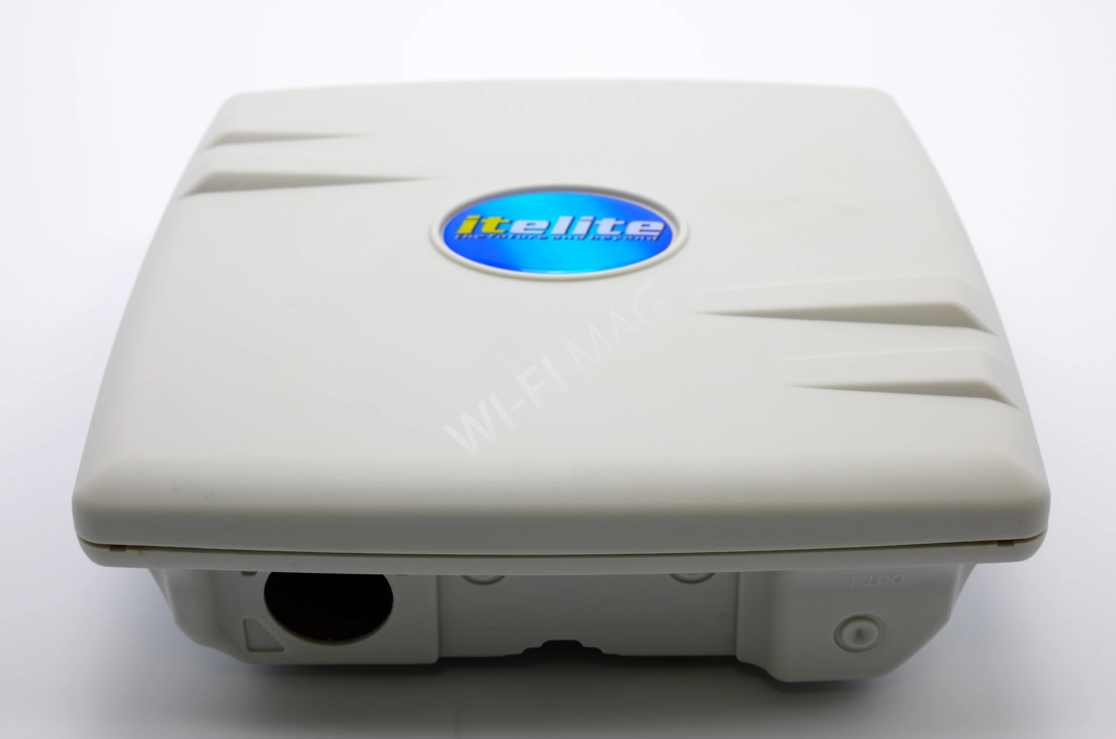 ITElite MRA2414 2,4GHz 14dBi H V-pol