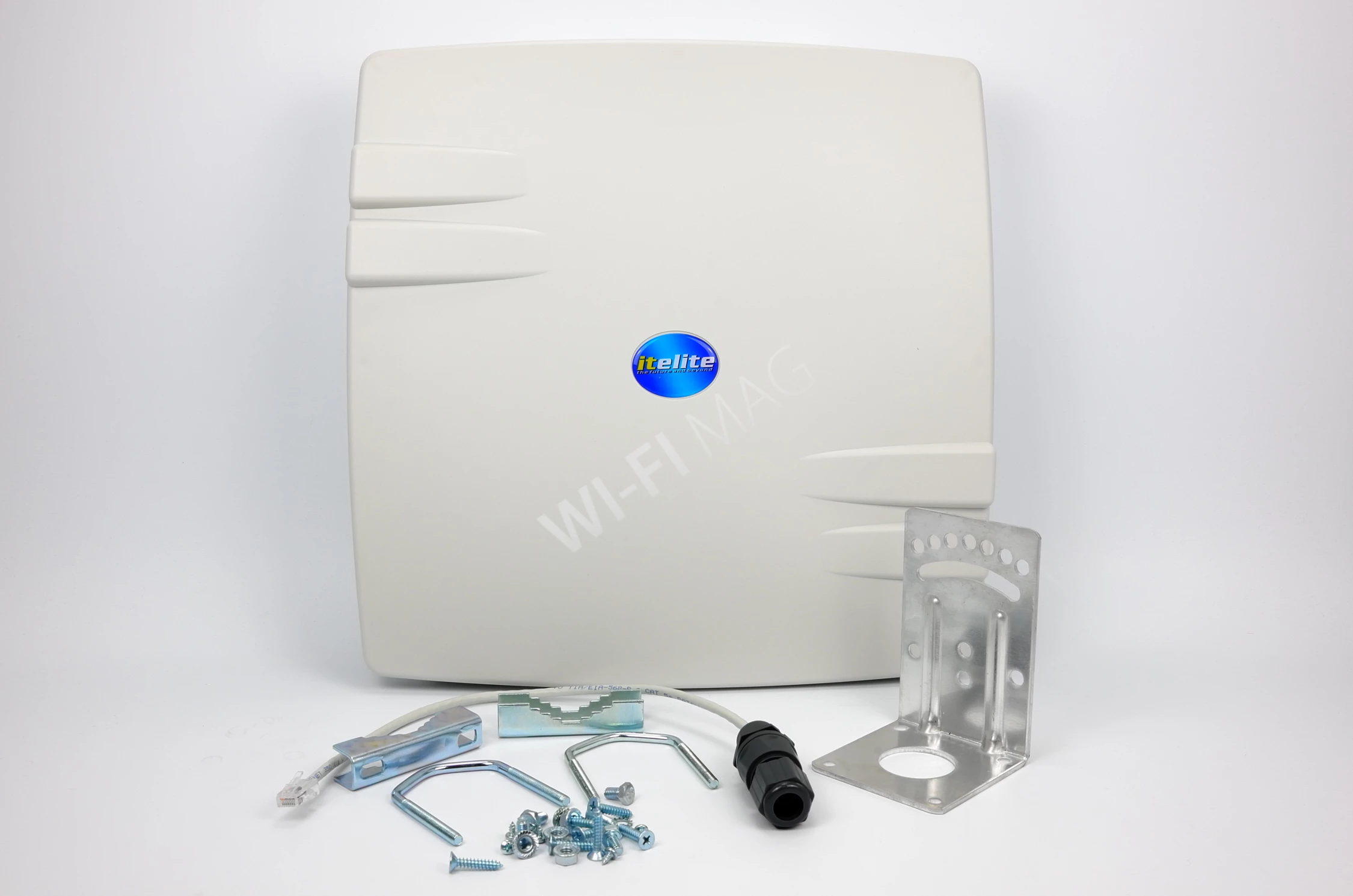 ITElite SRA 2616 DP 2,6GHz 16dBi Dual-pol