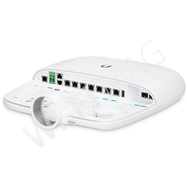 Ubiquiti EdgePoint R8 (EP-R8), маршрутизатор с PoE